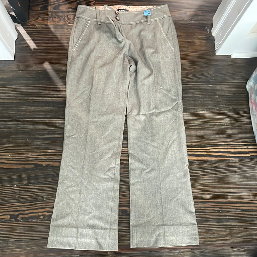 bebe Pants - Size 4